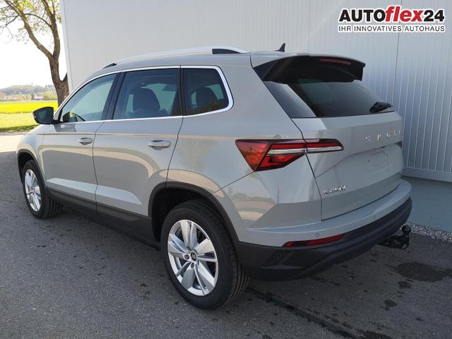 Vorlauffahrzeuge Skoda Karoq - Selection 2.0 TDI DSG GV5 AHK 17