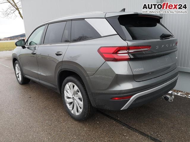 Skoda Kodiaq 2.0 TDI 142 kW 4x4 Selection 7 Sitzer AHK Navi Kamera 