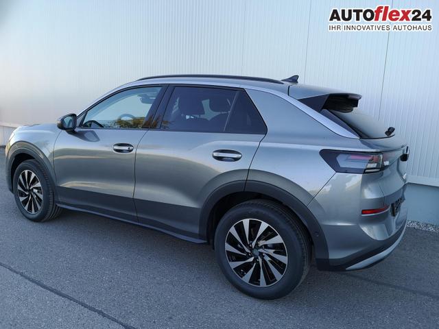 Vorlauffahrzeuge Volkswagen T-Roc - 1.5 eTSI 110 kW Life DSG ACC Sunset GV5 neues Modell