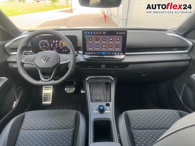 Volkswagen T-Roc 1.5 eTSI 110 kW R-Line Pano Black GV5 19 Zoll 
