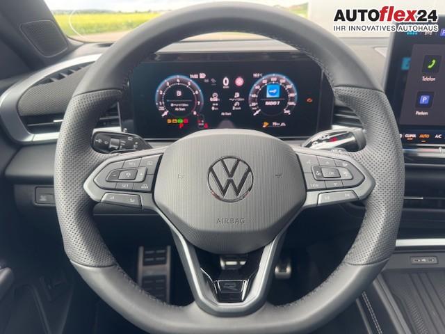 Volkswagen T-Roc 1.5 eTSI 110 kW R-Line Pano Black GV5 19 Zoll 