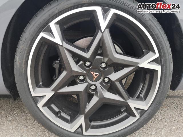 Cupra Leon Sportstourer 2.0 TSI 245 kW 4Drive VZ Kombi ST 2.0TSI ABT AHK Sound ACC 