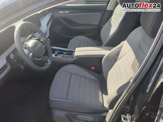 Skoda Superb Combi Selection AHK+NAVI+KAM+EL.HECKKL... 2.0 TDI DSG 