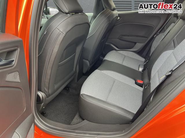 Renault Clio Techno Navi+Winterpaket+LED Hybrid 145 