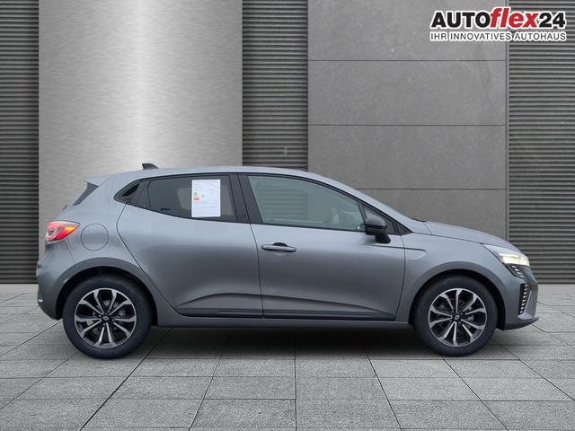 Vorlauffahrzeuge Renault Clio - Techno SHZ LKHZ TCe 90