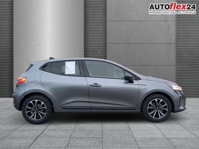 Vorlauffahrzeuge Renault Clio - Techno SHZ LKHZ TCe 90 X-Tronic