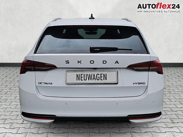 Skoda Octavia Combi 1.5 TSI mHEV 110 kW Sportline eTSI DSG Pano AHK 