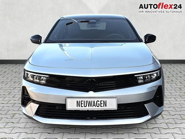 Vorlauffahrzeuge Opel Astra Caravan - GS Sportstourer 1.2 Autom Kamera360 Winter