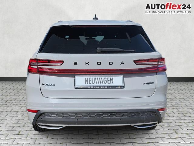 Skoda Kodiaq 1.5 TSI mHEV 110 kW Sportline DSG 7Si Matrix AHK Pano 