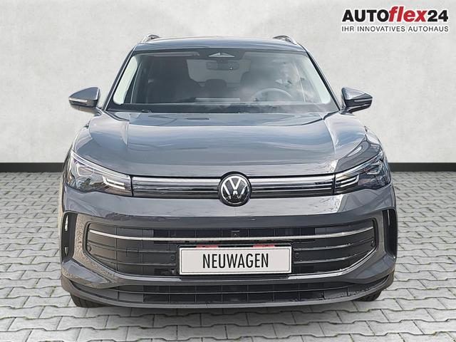 Vorlauffahrzeuge Volkswagen Tiguan - 1.5 TSI eHybrid 150 kW Life PHEV DSG AHK schwenkb. AreaView
