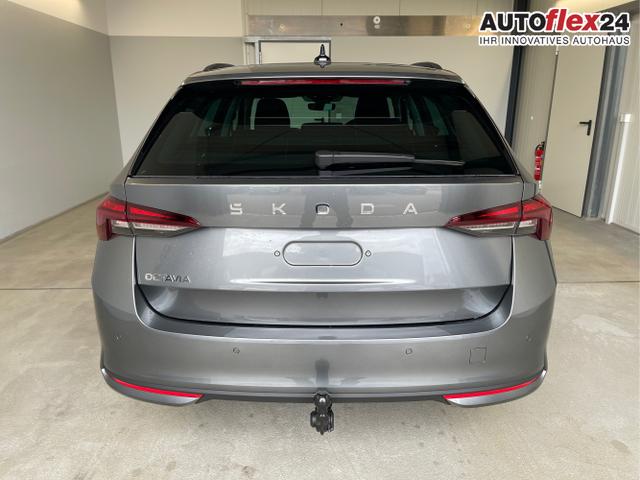 Skoda / Octavia Combi / Grau / / / DSG AHK+Sitzheizung+App Connect