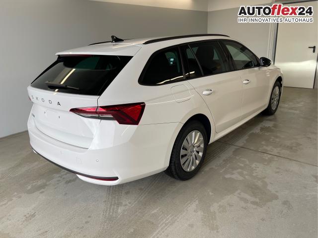Skoda / Octavia Combi / Weiß / / / DSG AHK+Sitzheizung+App Connect