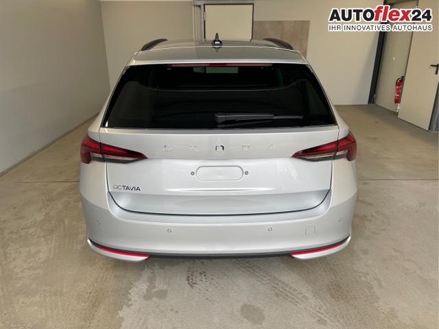 Skoda / Octavia Combi / Silber / / / DSG AHK+Sitzheizung+App Connect