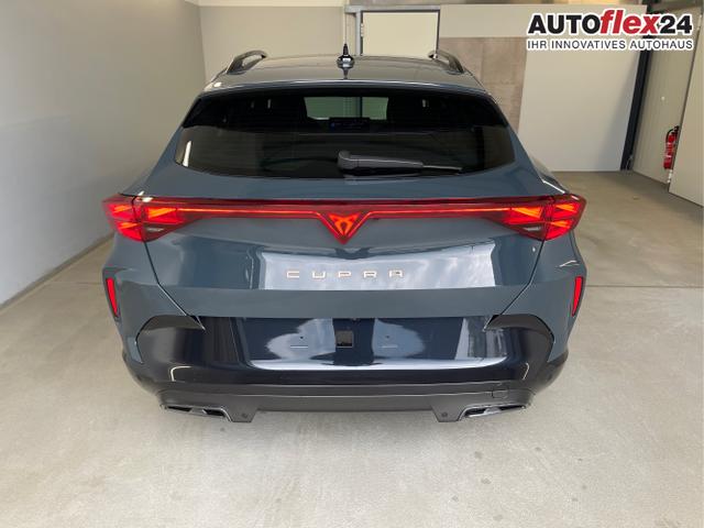 Cupra / Formentor / Blau / / / 150 PS DSG Kessy+Navi