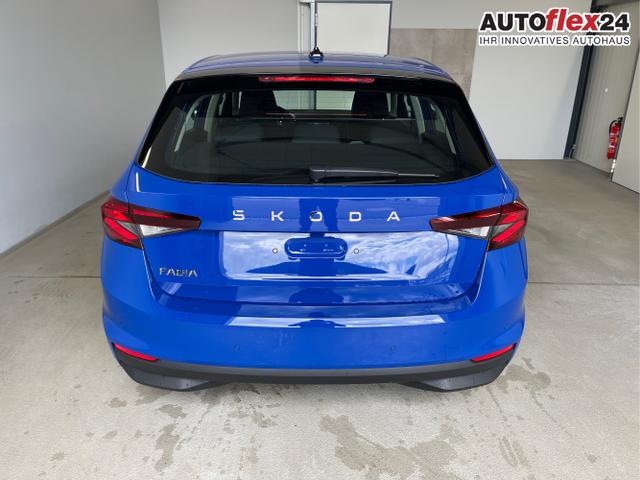 Skoda / Fabia / Blau / / / 115PS Sitzheizung + App Connect