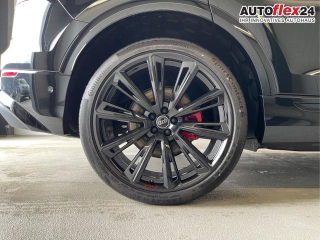 Audi / Q8 / Schwarz / / / S line STHZ+Pano+AHK+HUD