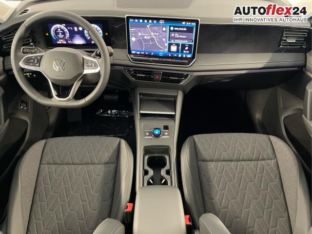 Volkswagen / Tiguan / Grau / / / 204PS DSG eHybrid IQ.Light+Navi