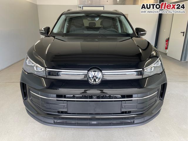 Volkswagen / Tiguan / Schwarz / / / 204PS DSG eHybrid IQ.Light+Navi