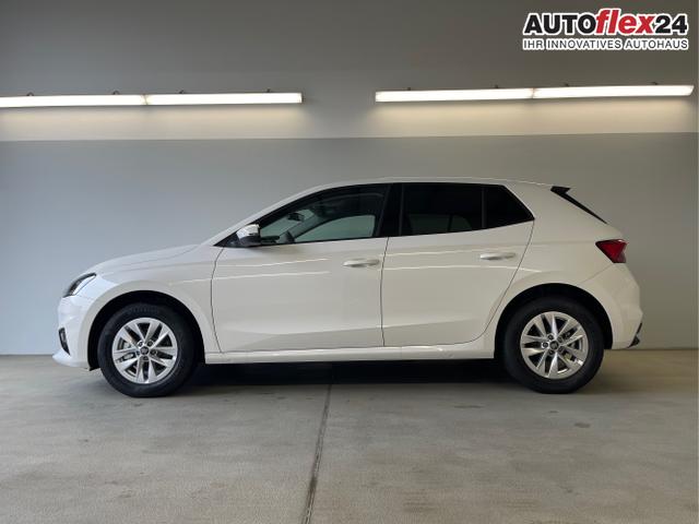 Skoda / Fabia / Weiß / / / 115PS DSG AHK+Kamera