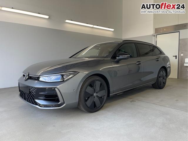 Vorlauffahrzeuge Volkswagen Passat Variant - R-Line 265PS 4M Stdhz Leder AHK DCC Pano Harman Alu19 IQ.Drive Black HUD