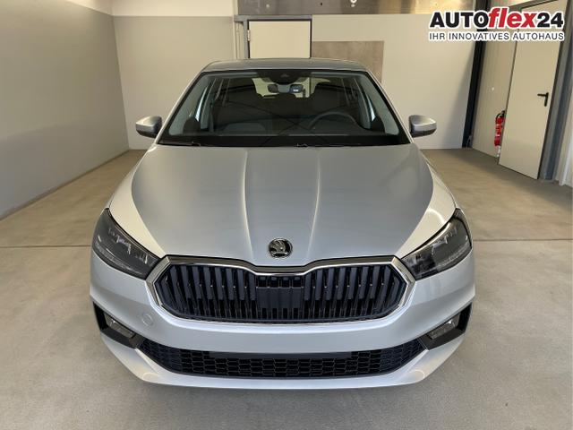 Skoda / Fabia / Silber / / / 95PS Sitzheizung+App-Connect