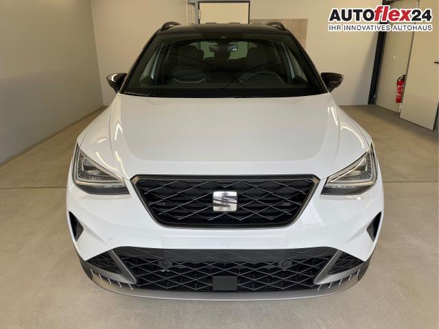 Seat / Arona / Weiß / / / 115PS DSG AHK+Kamera+ACC+VollLED+Sitzheizung