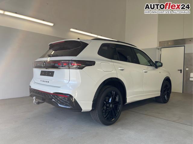 Volkswagen / Tiguan / Weiß / / / 193PS TDI 4M Black+AHK+Stdhz+360°+Leder+IQ.Light+Drive+HUD+Harman+Pano