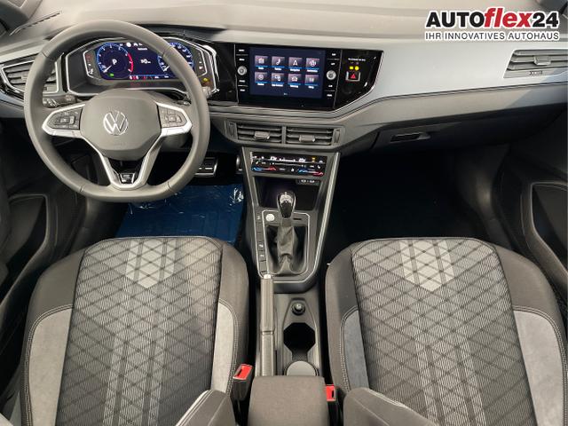 Volkswagen / Taigo / Grau / / / 115PS DSG Kessy+AHK+Navi