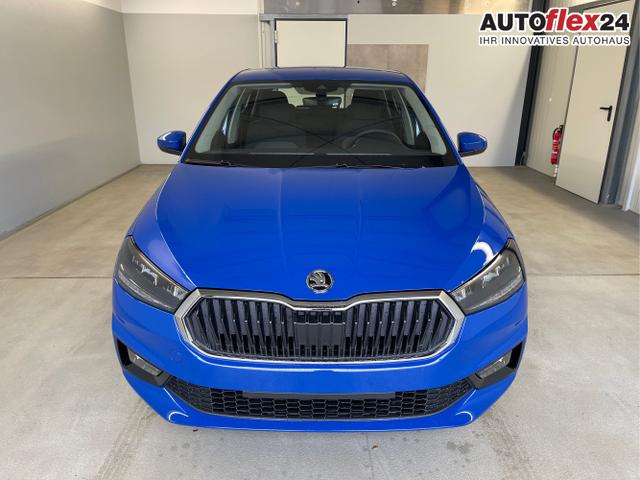 Skoda / Fabia / Blau / / / 95PS Sitzheizung+4 Jahre Garantie