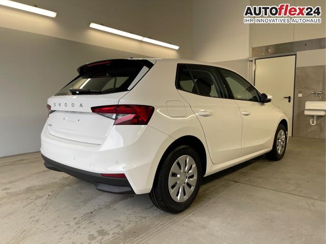 Skoda / Fabia / Weiß / / / 95PS Sitzheizung+4 Jahre Garantie