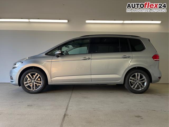 Volkswagen / Touran / Silber / / / 1.5 TSI DSG 7Sitz+AHK+IQ.Light+Kamera+Navi+eHeck+Keyless+Sitzheiz