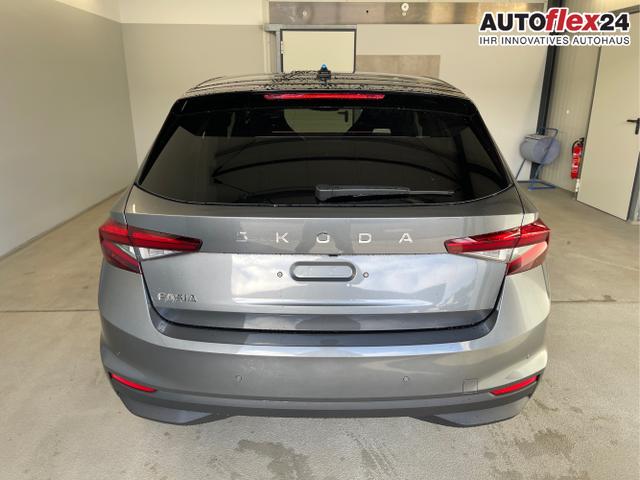 Skoda / Fabia / Grau / / / Selection 115PS DSG AHK+Dynamic+Kamera+Kessy+Alu16+Sitzheiz+Climatron+PDCvohi 