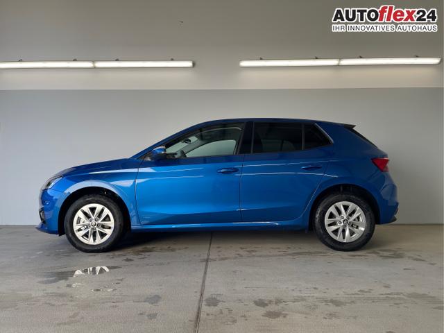 Skoda / Fabia / Blau / / / 115PS DSG Alu+AHK+Kessy+Kamera+GV5+Sitzheiz