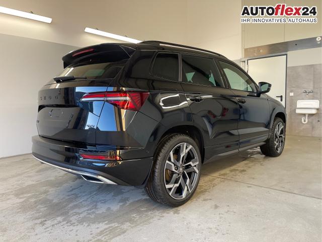 Skoda / Karoq / Schwarz / / / TSI 4x4 360°+19 Zoll+Navi+AHK