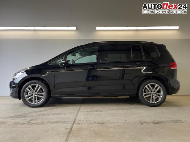 Volkswagen / Touran / Schwarz / / / 7Si+IQ.Light+TrailerAss+Cam