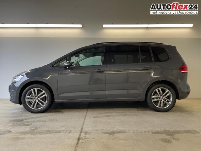 Volkswagen / Touran / Grau / / / 7Si+IQ.Light+TrailerAss+Cam