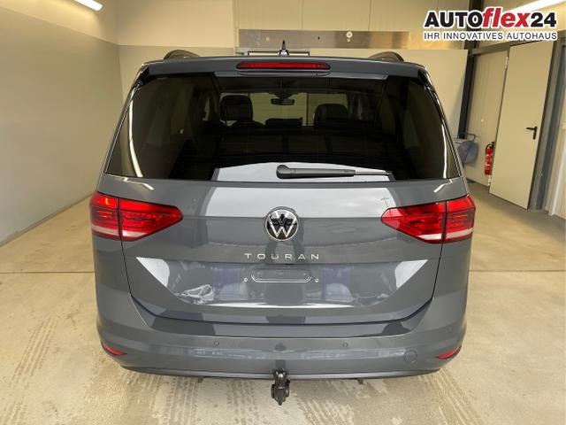 Volkswagen / Touran / Grau / / / 7Si+IQ.Light+TrailerAss+Cam