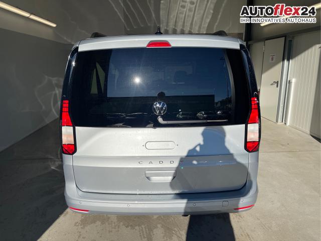 Volkswagen / Caddy / Silber / / / 115PS DSG AHK+7 Sitze+Assistenzpaket