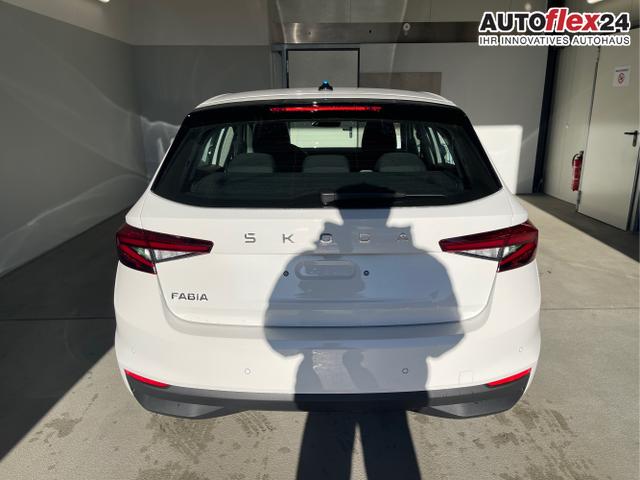 Skoda / Fabia / Wei&szlig; / / / 95PS Sitzheizung+Lenkradheizung+App-Connect+GRA+GVL+ParkPilot