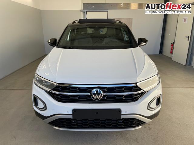 Vorlauffahrzeuge Volkswagen T-Roc - Style TDI DSG Pano Black Style AHK Navi ergoActive IQ.Drive Kamera Keyless