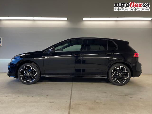 Volkswagen / Golf / Schwarz / / / 150PS DSG+Black Style