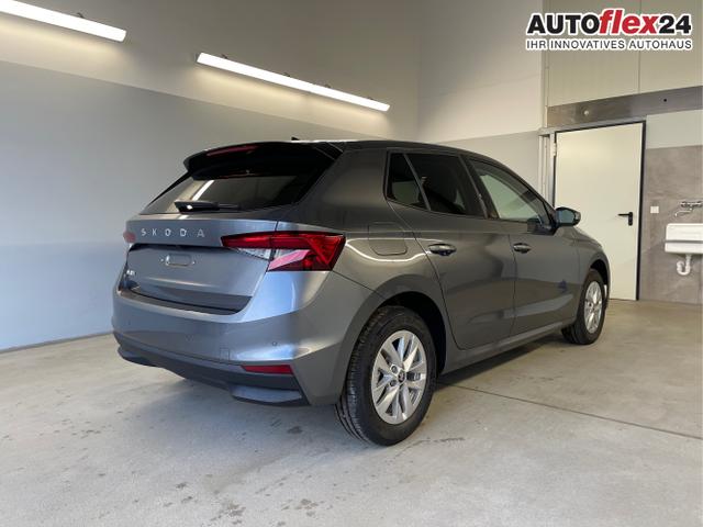 Skoda / Fabia / Grau / / / 115PS Alu+AHK+Kessy+Kamera+GV5