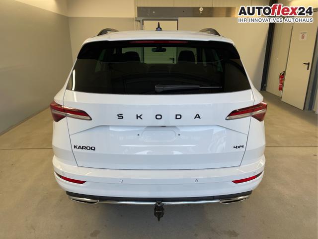 Skoda / Karoq / Weiß / / / TSI 4x4 360°+19 Zoll+Navi+AHK+360°+ACC+Frontscheibe beheizbar+Travel Assist