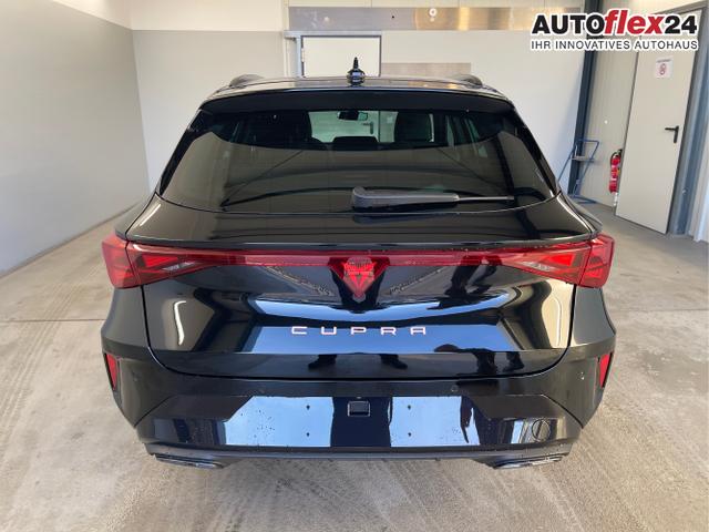 Cupra / Leon Sportstourer / Schwarz / / / 150PS TDI DSG AHK+Kamera+el. Heckklappe