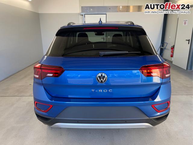 Volkswagen / T-Roc / Blau / / / 150PS AHK+Keyless+Kamera+ACC+Sitzheiz+Climatronic+Alu17