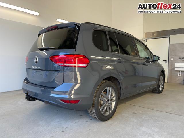 Volkswagen / Touran / Grau / / / 1.5 TSI DSG 7Sitz+AHK+IQ.Light+Kamera+Navi+eHeck+Keyless+Sitzheiz