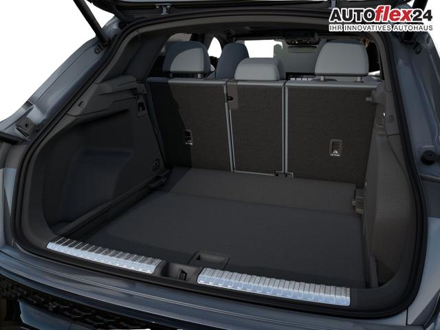 Audi Q3 NEU TFSI 265 PS quattro S line Pano+TechPro+Matrix+AHK+HUD+Alu20+KlimaPlus+DCC+SONOS 