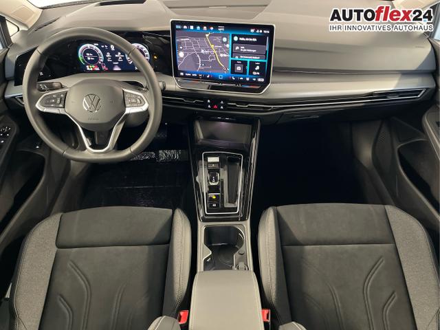 Volkswagen / Golf / Wei&szlig; / / / 1.5 eHybrid 150kW/204PS DSG IQ.Light+Navi+Travel Assist+HUD+Winterpaket