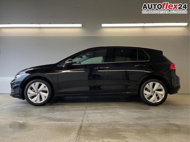 Volkswagen / Golf / Schwarz / / / 1.5 eHybrid 150kW/204PS DSG IQ.Light+Navi+Travel Assist+HUD+Winterpaket