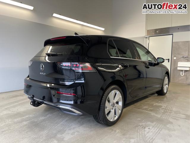 Volkswagen / Golf / Schwarz / / / 1.5 eHybrid 150kW/204PS DSG IQ.Light+Navi+Travel Assist+HUD+Winterpaket